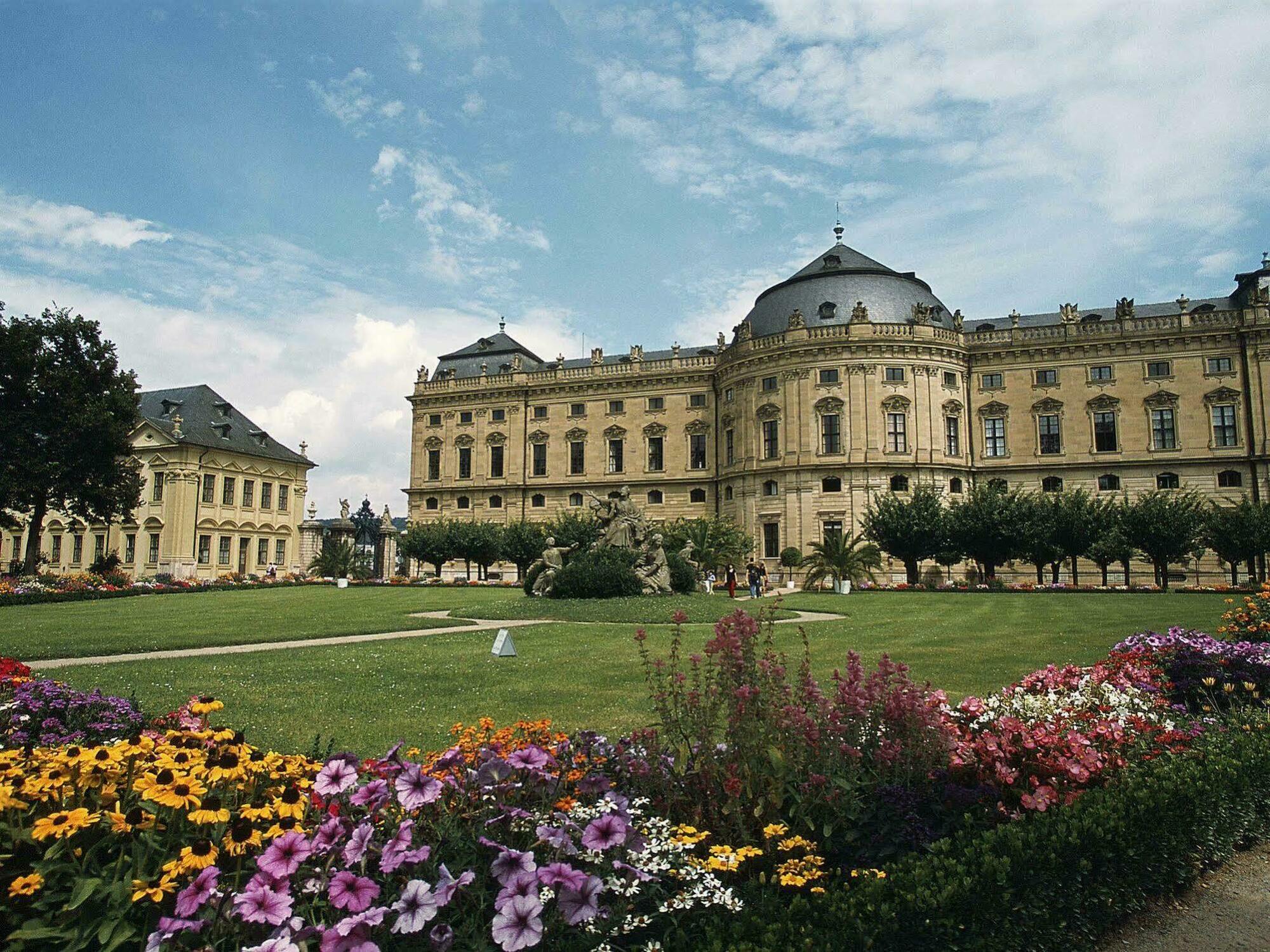 Dorint Hotel Wuerzburg Exterior photo